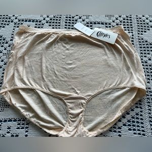 Christies vintage/new with tag cotton plus Size 14 panty, peachy cream color